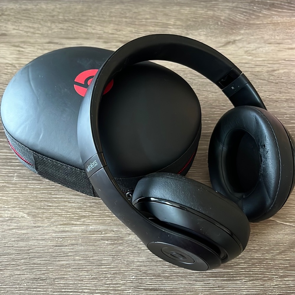 Beats Studio Wireless Headphones